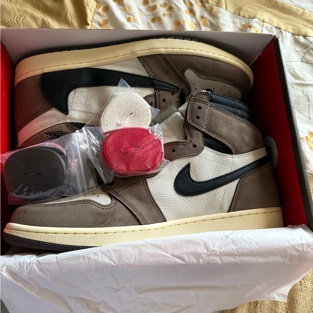 Nike Air Jordan 1 High OG Sneakers